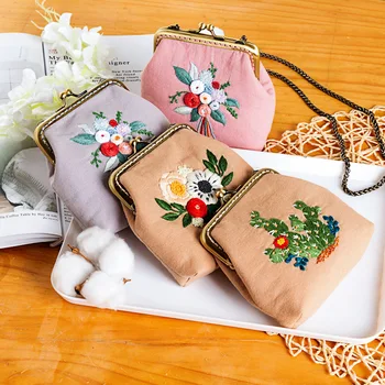 

DIY Embroidery Kit Flower Handbag Needlework Cross Stitch Kit Handmade Kissing Bag Wallet Portable Sewing Art Craft Friend Gift