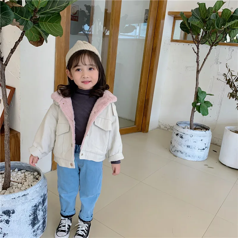 

2019 Winter New Arrival Korean style cotton matching inside fut thickened and warm denim jacket for fashion baby girls and boys