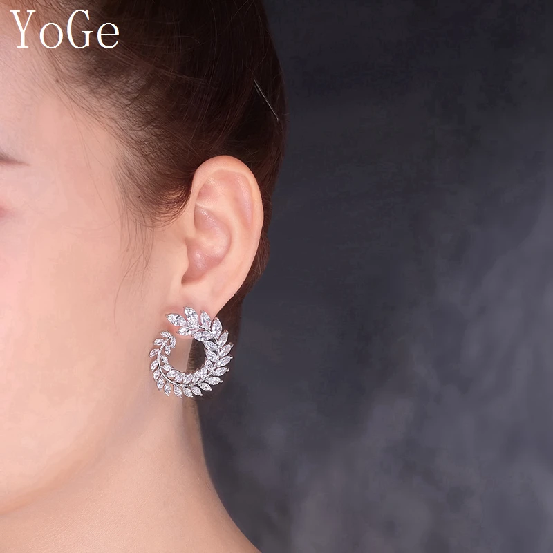Ювелирные изделия YoGe S0216w Роскошные серьги гвоздики в форме ветки с фианитом