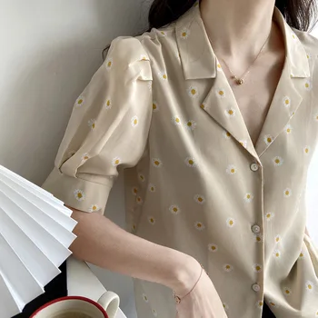 

Daisy Printed Casual Blouse Women 2020 Summer Beige Black Vintage Tops Short Sleeve Chiffon Shirt Chic Basic Cardigan