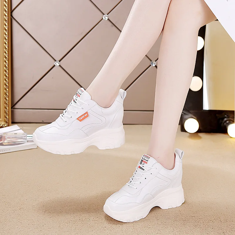 

2019 Spring New Style Versitile Fashion Slanted Heel Elevator Thick Bottomed Lace up Front White Shoes Women's