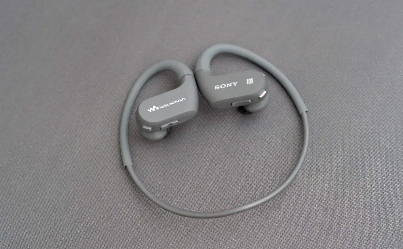 Используется(не), SONY NW-WS623 Водонепроницаемый Плавание Бег mp3 музыкальный плеер гарнитура интегрированные аксессуары Водонепроницаемый SONY