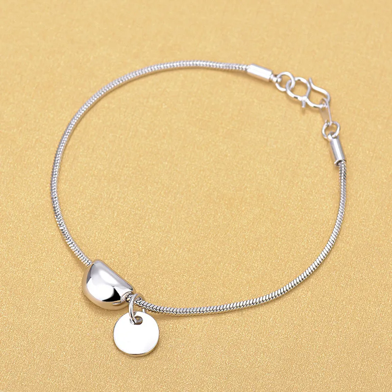 12400556767_823424115