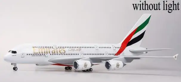 1: 160 масштаб Airbus A380 Эмирейтс авиакомпания модель аэроплана самолет модель с светильник колесо литье под давлением пластиковая Смола самолет игрушка 45 см - Цвет: Белый