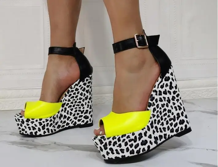 

Fluorescent Yellow Black Patchwork Leopard Peep Toe Platform Wedge Sandals Woman Buckle Strap Thick Sole Night Club Party Shoes