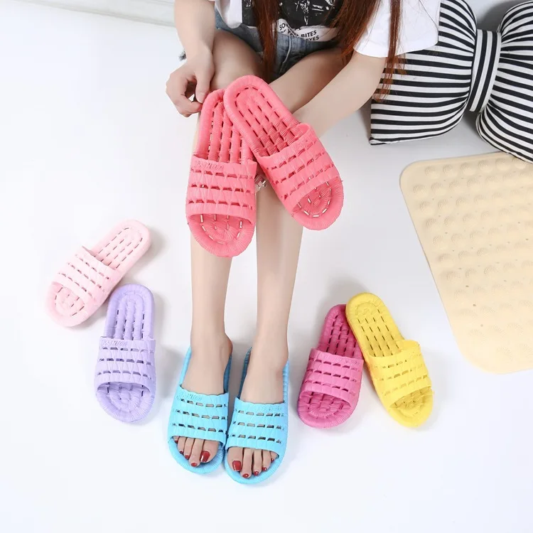 

New home slippers wholesale bath leakage drag men and women soft bottom hollow non-slip bath cold drag men LS