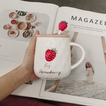 

Strawberry Coffee Mug Porcelain with Lid Eco Friendly Travel Brief Espresso Mugs Breakfast Tazas Milk Cups Drinkware MM60MKB