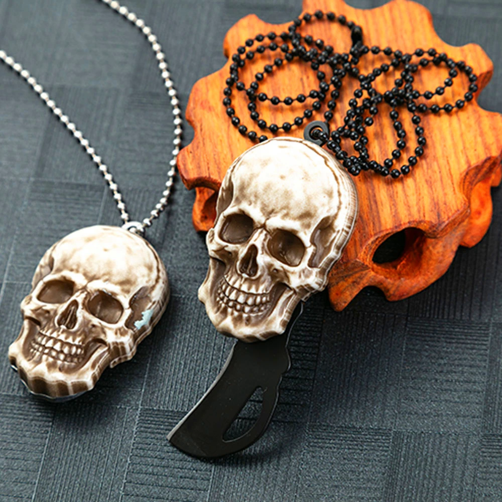 Folding Vintage Skull Design Blade Pocket Mini Knife Outdoor Camping Survival Tactical Knife Necklace Keychain EDC Crafts Tool