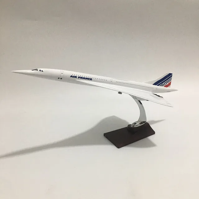 concorde コンコルド　飛行機　模型 Amazon.co.jp: AZIZAT 1/200スケールエールフランス飛行機