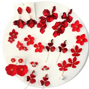 

JUST FEEL 2020 Korean Sweet Acrylic Petal Long Drop Earrings For Women Temperament Red Elegant Metal Flower Statement Earrings