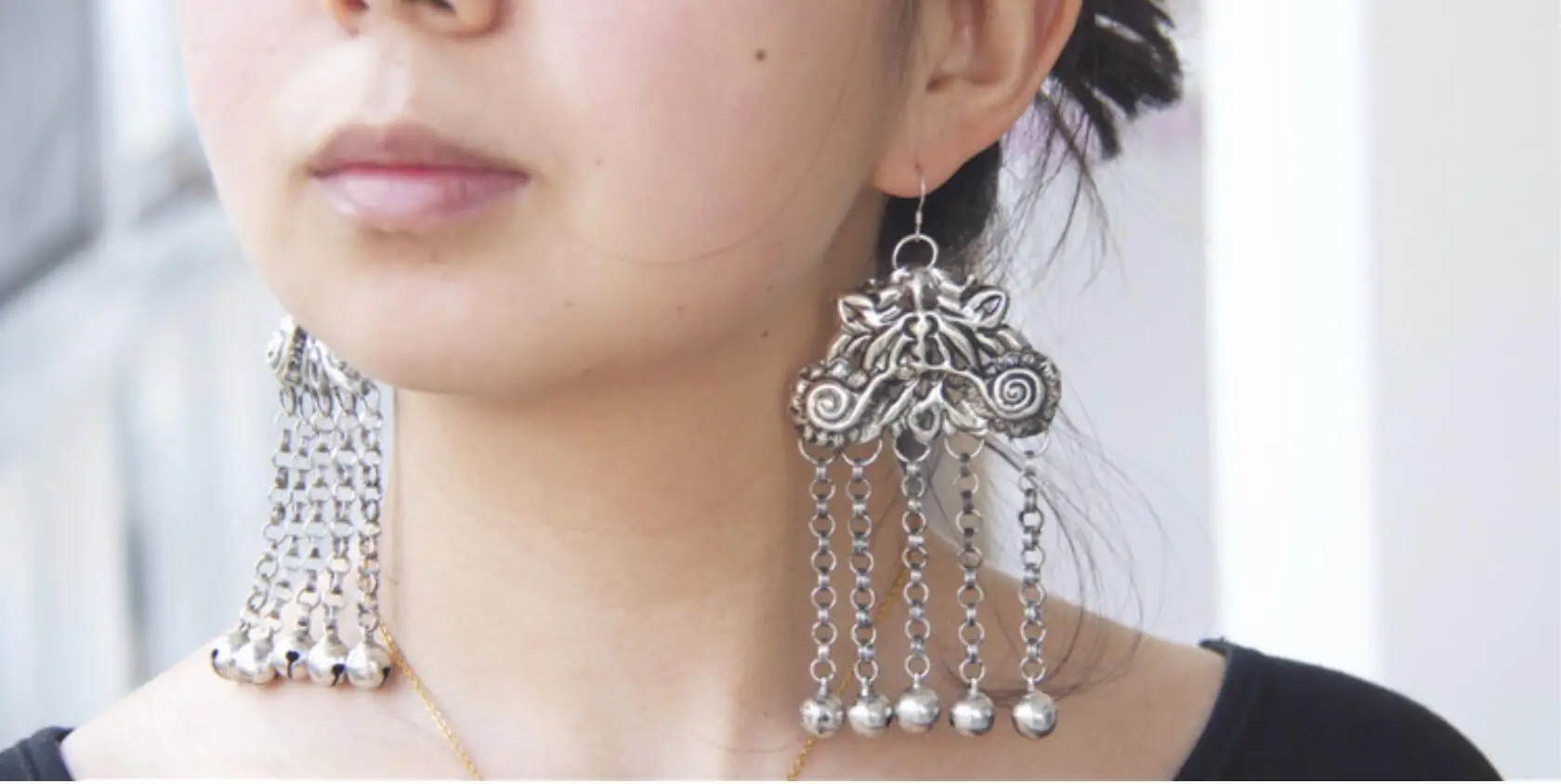 

Guizhou ethnic style handmade Miao silver long Tassel Earrings, long style, ancient costume, personalized heavy Earrings