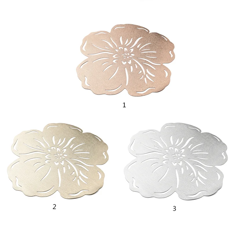 

Flower Shape Kitchen Table Mat Christmas Simulation Plant Palm Gold Leaf PVC Table Mat Decorative Table Pad Coasters Home Decor