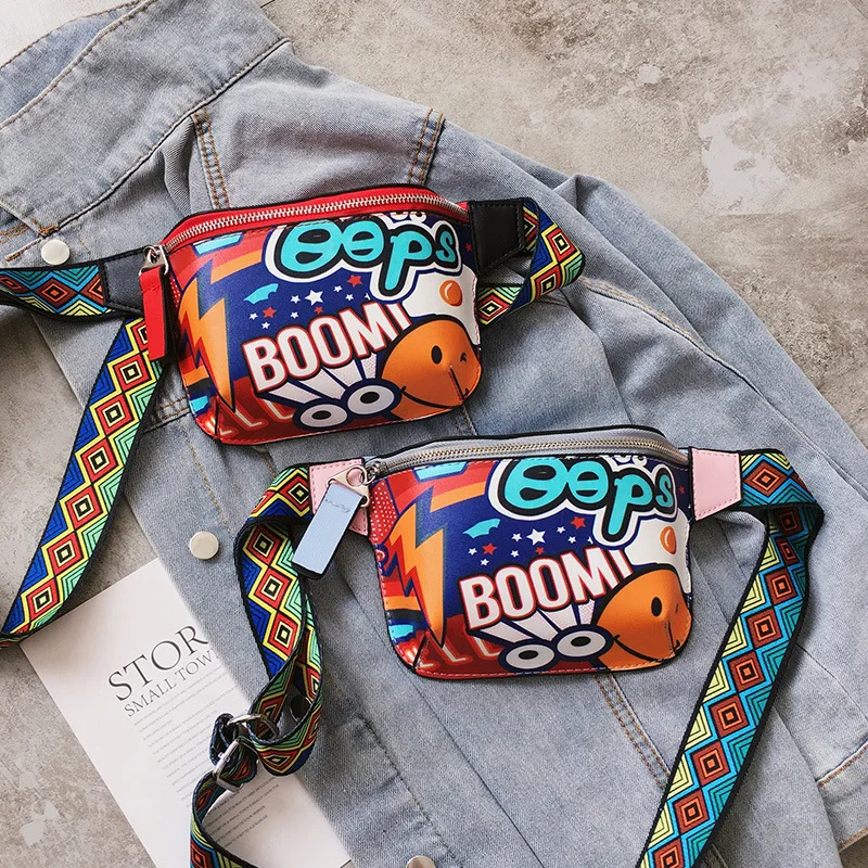 

Boob bag woman 2019 new style.Slung waist bag fashion graffiti personality sports versatile disco bag