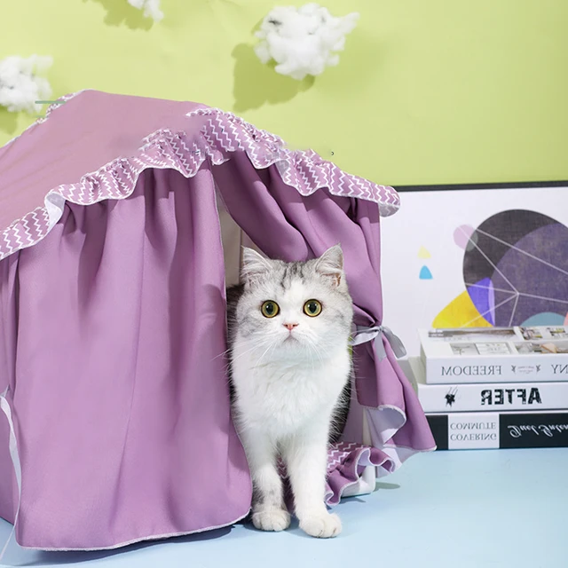 애완 동물 바구니와 텐트가 결합된 편안한 수면 공간 제공