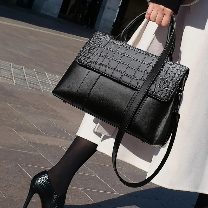 

Summer Fashion Shoulder Messenger Bags Famous Designer Large Capacity Casual Totes 2022 New High Quality Genuine Leather Handbag