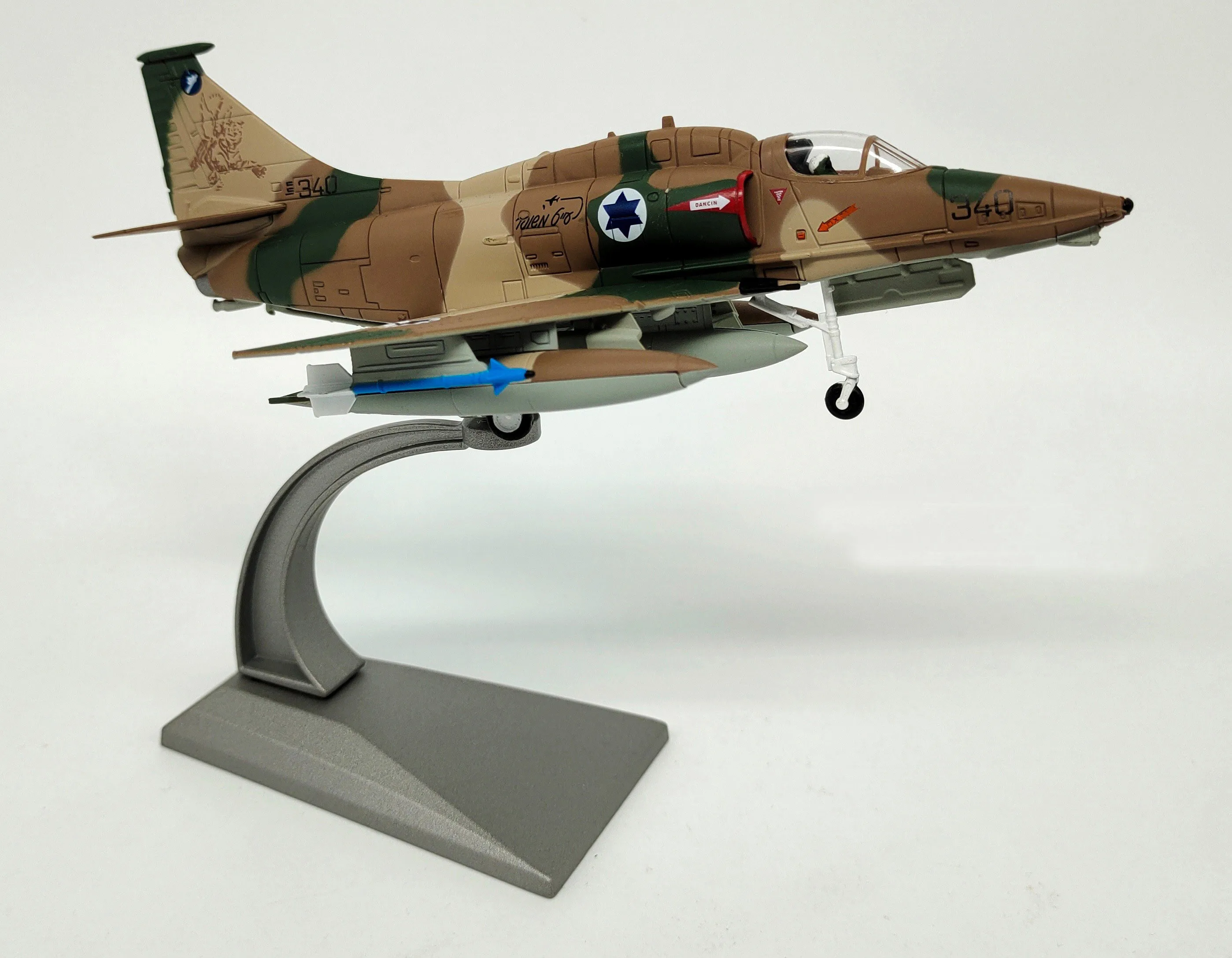 1: 72 военно-воздушные силы Израиля a-4m Штурмовик Истребитель модель законченный орнамент из сплава