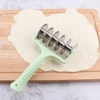 

Stainless Steel Lattice Roller Cutter Kitchen Pull Net Pizza Knife Wheel Pasta Dough Biscuit Pie Kitchen Baking Tool Cutter