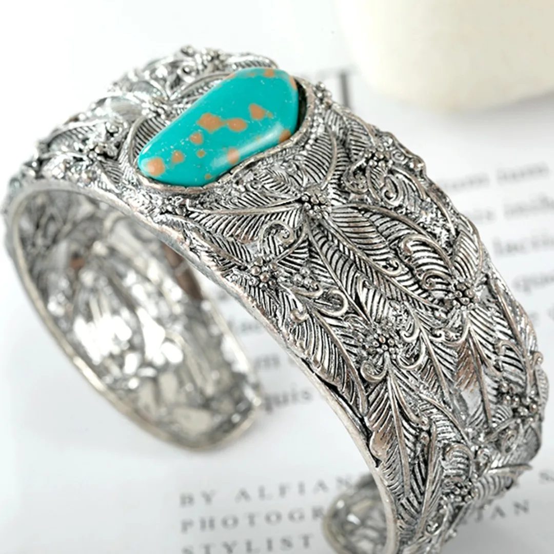Vintage Silver Ethnic Antique Carve Butterfly Bracelets for Women Open Bangle Pulseiras Blue Natural Stone Cuff Bracelet Jewelry