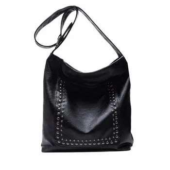 

2020 punk style leather women shoulder bags rivet large size handbags for girls casual travel bags winter tote M608