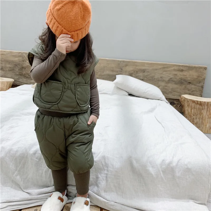 Winter girls quilted clothes sets 2-7 years kids thicken waistcoat and ankle-tied pants clothing set children warm clothes