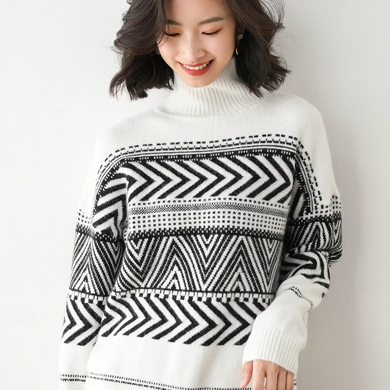 Женский свитер с длинным рукавом черно-белый свободный пуловер высоким