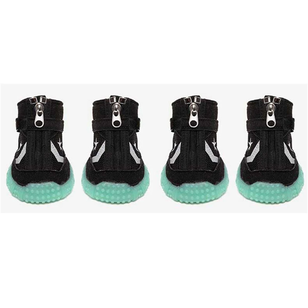 4pcs per set Светящаяся Обувь для собак нескользящая резиновая беговая Обувь защита лапы ноги Beathable Pet Boots зимние теплые носки для кошек регулируемые липучки - Цвет: 4pcs per set