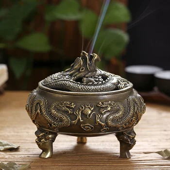 

Three-legged Pure Copper Incense Burner Carved Dragon Hollow Out Censer Brass Bronze Home Decoration Buddha Aromatherapy Furnace