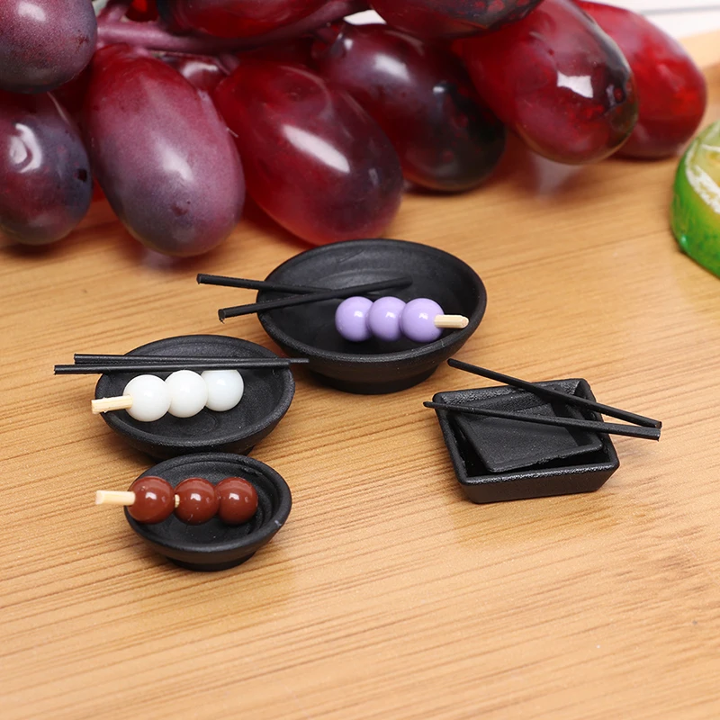 

1Set Miniature Dollhouse Chinese Dish Bowl Chopsticks Tableware Set 1/12 Scale Miniatures Pretend Play Kitchen Toy