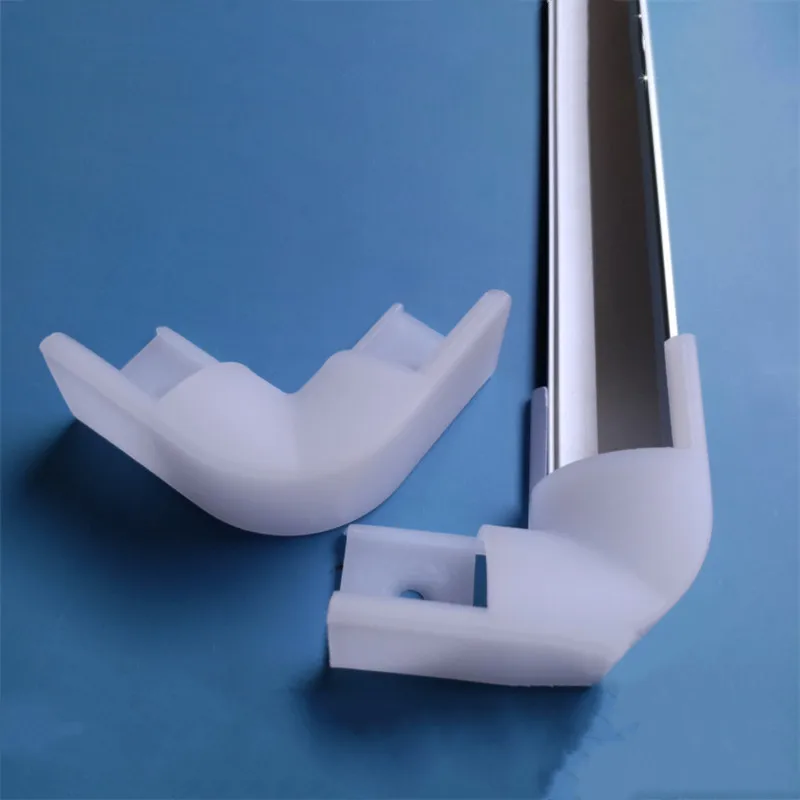 Connettore Angolare A 90/180 Gradi 16*16Mm 17.5*7Mm Connettore Profilo In Alluminio A Led Sotto Armadio A Forma Di U Barra A Forma Di V Collegamento L