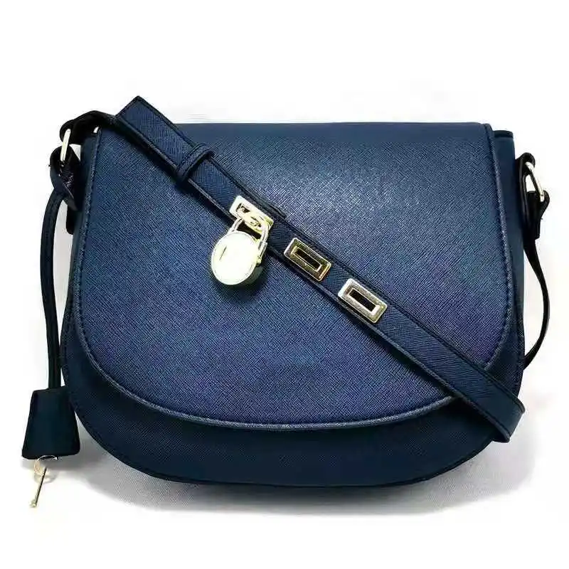 Famous designer design new luxury fashion ladies PU leather flip lock one-shoulder diagonal retro saddle bag | Багаж и сумки