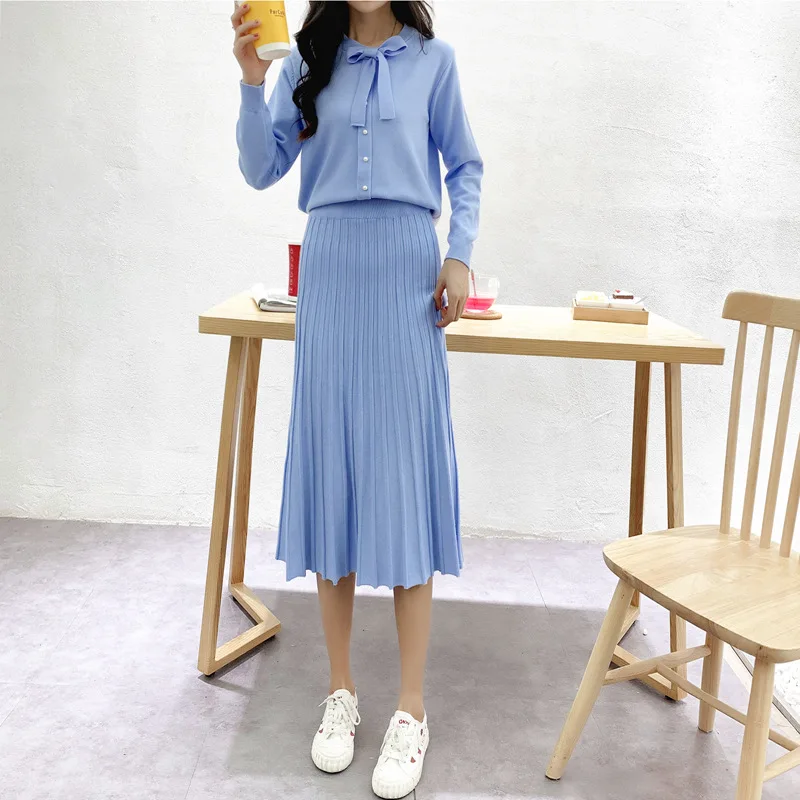 

Photo Shoot Long Sleeve Knitting Suit Pullover Sweater + Pleated Mid-length Skirt