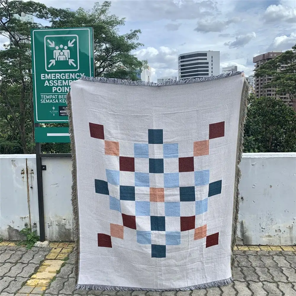 

Geometric Pattern Red Blue Color Sofa Throw Blanket with Fringe Abstract Decorative Hanging Tapestry Home Blankets Rug deco