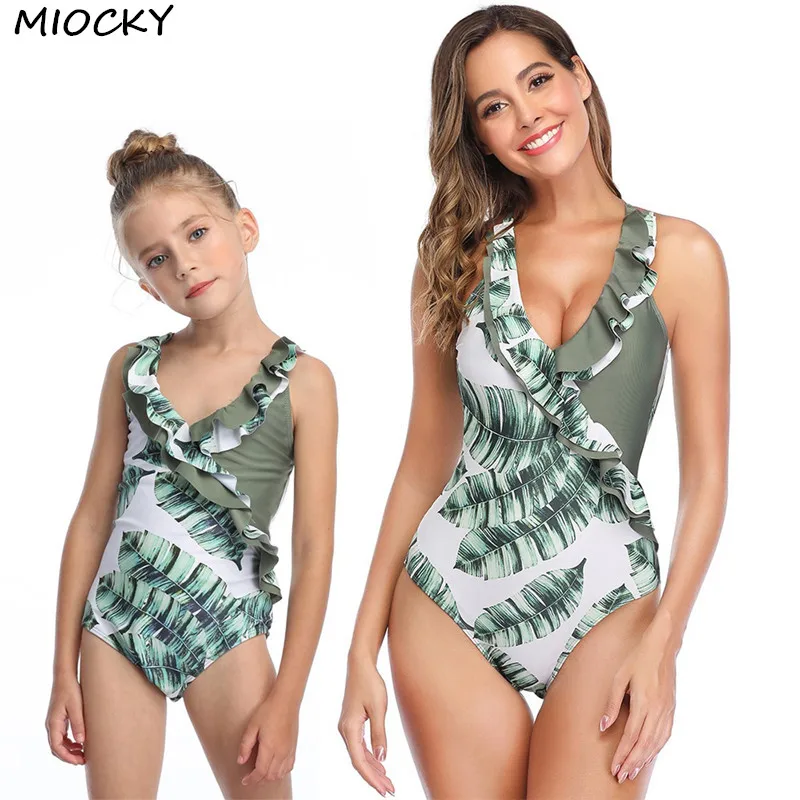 

Leaf Bathing Suits Mother Daughter Swimsuit Mommy and Me Swimwear Family Matching Clothes Outfits Mom Baby Bikini Dress E0401