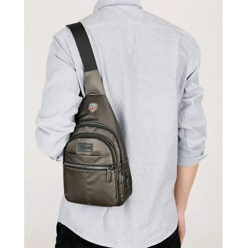 Простая дизайнерская Повседневная сумка на плечо, нагрудная сумка, Мужская модная многофункциональная сумка через плечо, Мужская зарядка через usb, отверстие для наушников