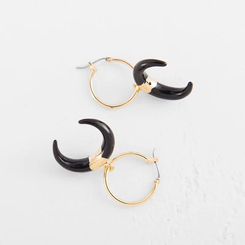 10632825279_141372712