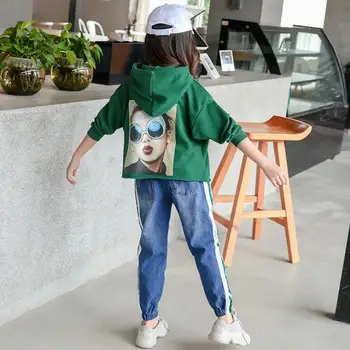 

12.4th Spring Big Girls SUits 2020 New Arrival Printed girl Hoodie Top + Jeans Children's 2pcs suit Good quality