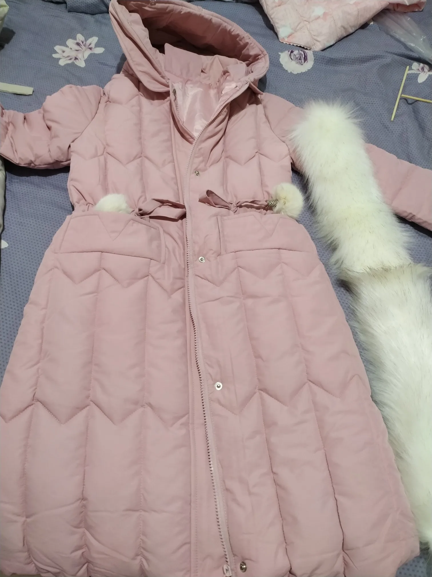 Женские Длинные пуховики размера плюс 3XL 4XL 5XL с толстым большим мехом, приталенная зимняя куртка, Женское пальто с капюшоном, новые женские куртки с хлопковой подкладкой
