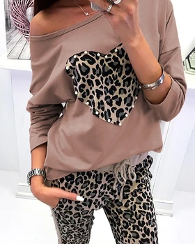 

2020 Women Elegant Fashion Spring Long Sleeve O Neck Hoodie Long Pants Set Leopard Print Heart Design Beaded Top & Pants Set