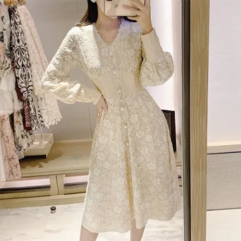 

New Fashion Women Party Dress 2020 Spring embroidery Lace patchwork Lantern sleeve Dress Vintage Slim V Neck High Waist Dresses