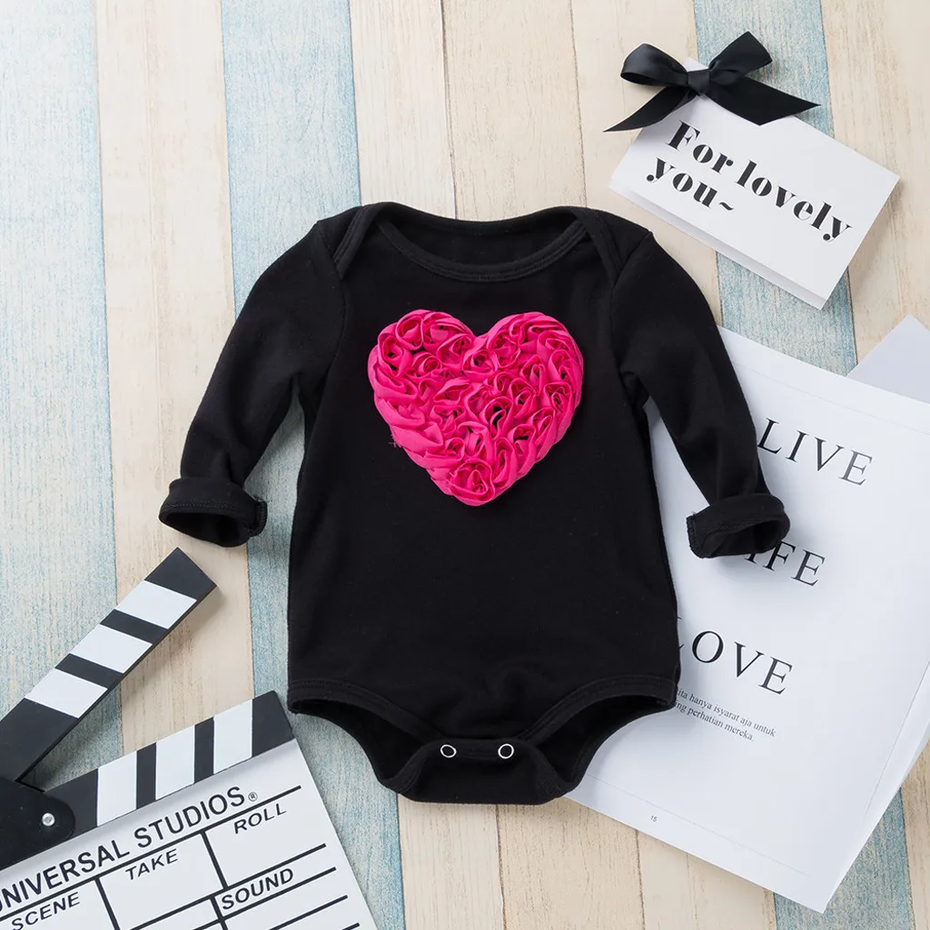 

2020 Baby Spring Clothing Newborn Bodysuit Kids Baby Girls Clothes Long Sleeve Valentines Clothing Hearts Jumpsuit Baby Bodysuit