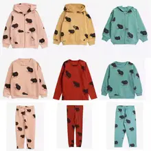 Комплект одежды для малышей; Новинка г.; брендовая одежда для маленьких девочек; детская толстовка с капюшоном с героями мультфильмов; топы; куртка для мальчиков; штаны; комплекты для девочек