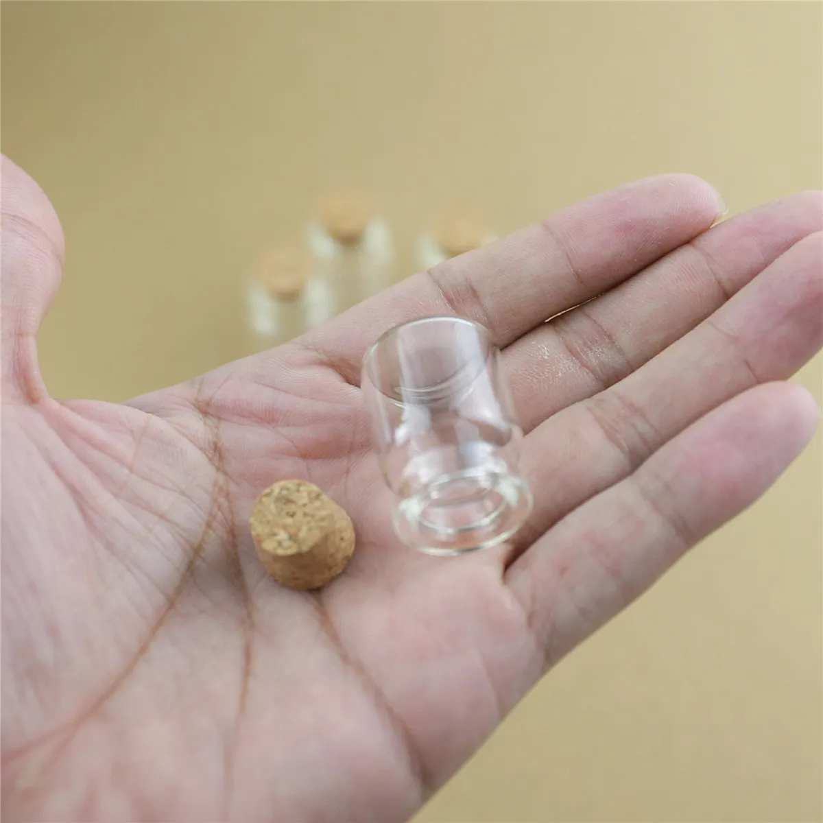 100pcs/Lot 5ml 22*30mm Storage Glass Bottles With Cork Stopper Crafts Jars Mini Transparent Empty Glass Bottles Gift 4
