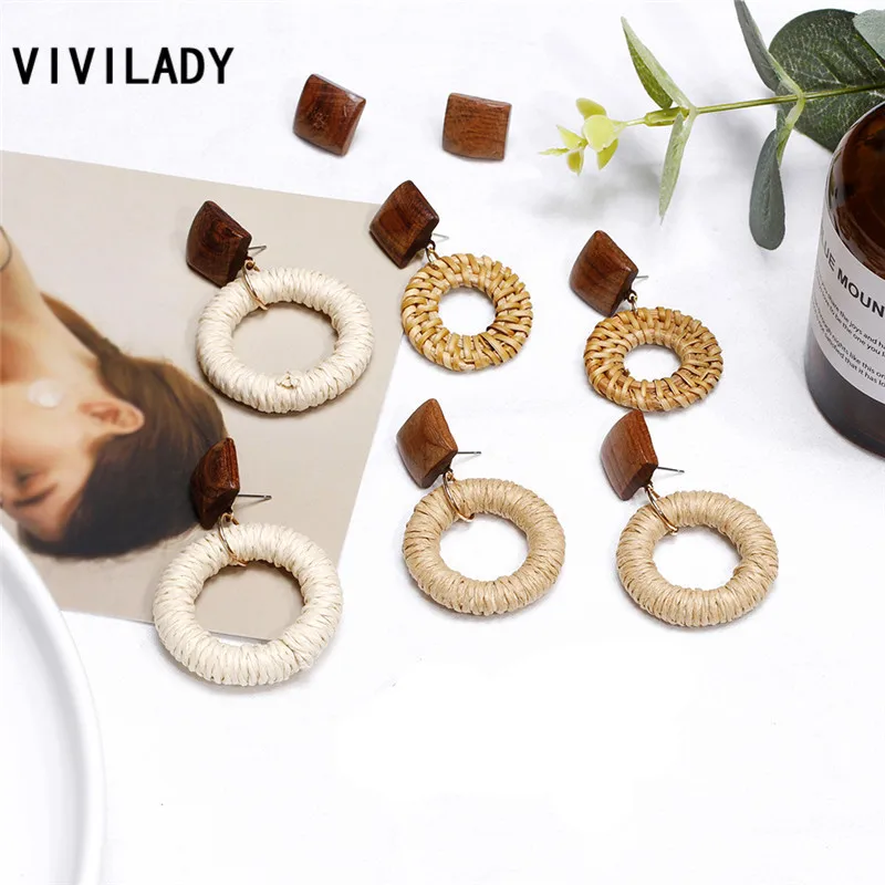 

VIVILADY Boho Handmade Natural Bamboo Rattan Knit Hollow Pendant Women Hoop Earrings Red Square Wooden Charming Jewelry Brinco