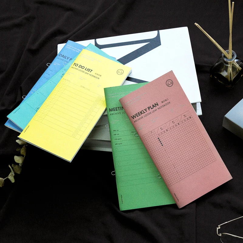 

Kinbor Hand Notebook Staple Loose-Leaf Notebook Removable Notebook Day Plan Week Notebook Meeting Record Planner