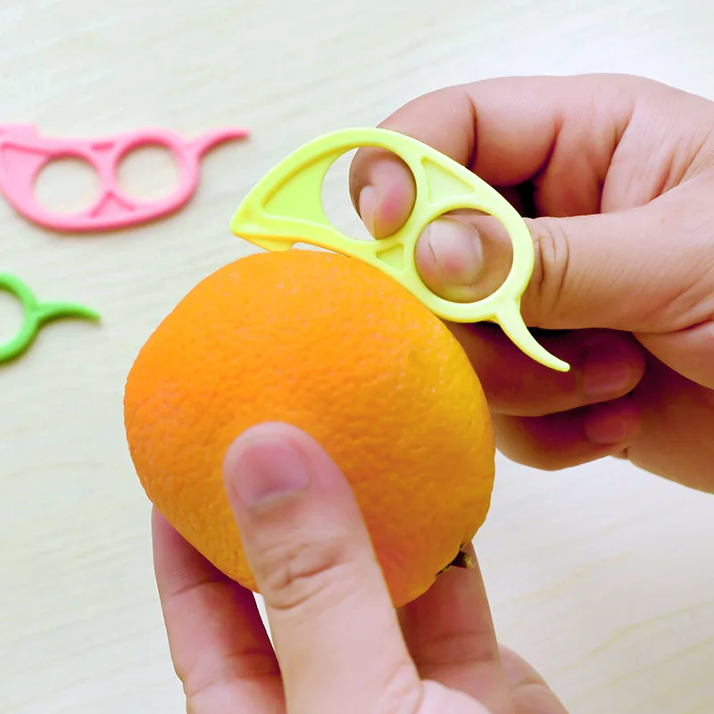 

Household Creative Little Mouse Device Used to Cut Oranges Mini Orange Peeling Device Convenient Orange Peeler Pomegranate Orang