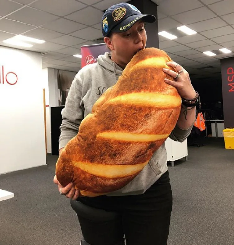 

Simulation Bread Pillow 3D High Definition Printing Butter Bread Pillow Plush Toys Christmas Gift