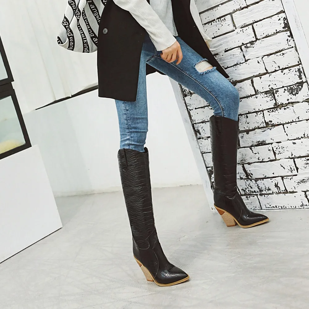 11924912221_2059352121