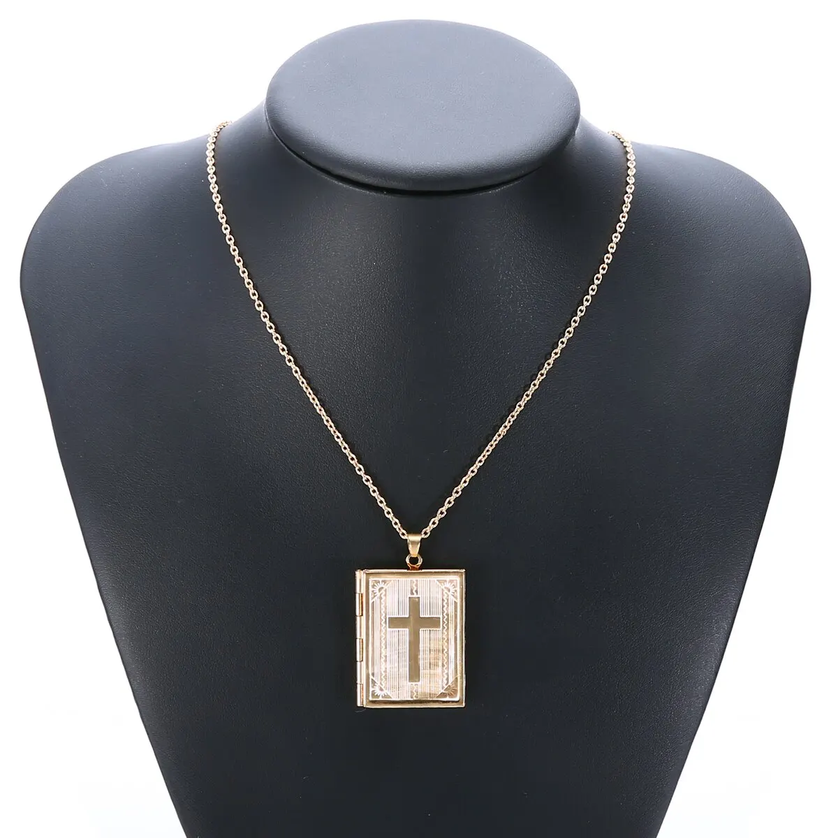Beautifully Carved Photo Box Geometric Love Heart Round Pendant Necklace Charms Gold Classic Chain Couple Memorial Jewelry Gifts