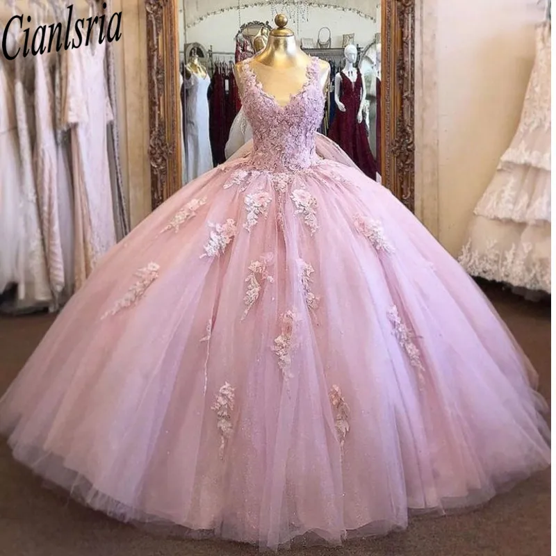 

New 2020 Sheer Neck Pink Quinceanera Dress Lace Applique Sweet 16 Dress Pageant Gowns vestidos de 15 aÃ±os