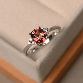 

2020 New Red Inlaid Zircon Ring Ring S925 Sterling Silver Female Models Platinum-plated Simple Temperament Accessories Jewelry